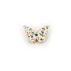 Значок Орландо - Бабочка, белый фон, мелкие цветы, 6.5 х 9.5 см Orlando