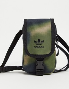 Сумка через плечо с камуфляжным принтом adidas Originals Map-Зеленый цвет