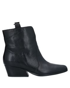 Полусапоги и высокие ботинки Lorenzo Mari