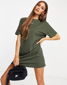 Платье-футболка цвета хаки Nike MOVE TO ZERO Essential-Зеленый цвет