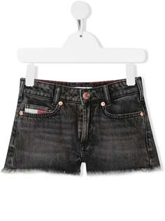 Tommy Hilfiger Junior джинсовые шорты Harper с бахромой