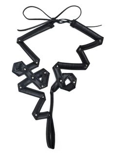 Yohji Yamamoto колье абстрактной формы