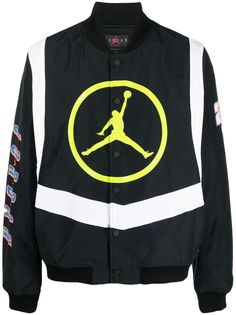 Jordan бомбер на пуговицах с графичным принтом Nike