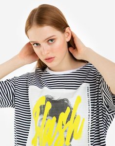 Полосатая футболка oversize с фотопринтом FLASH Gloria Jeans