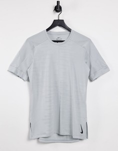 Серый топ Nike Move Dry-Многоцветный
