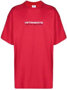 VETEMENTS футболка с вышитым логотипом