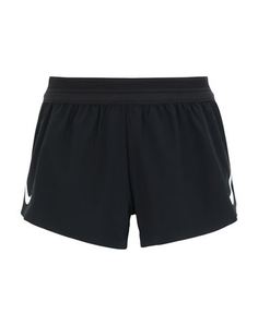 Шорты и бермуды Nike
