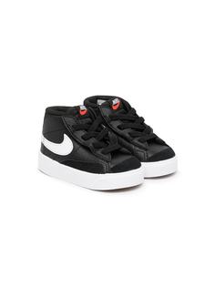 Nike Kids высокие кеды Blazer Mid´77