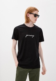 Футболка Mister Tee Pray EMB
