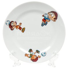Тарелка детская керамическая Добрушский фарфоровый завод Идиллия Юные футболисты 8С0765, 175 мм