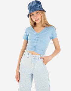 Голубая укороченная футболка с V-вырезом для девочки Gloria Jeans