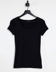Черная приталенная футболка с овальным вырезом Vero Moda-Черный цвет