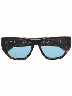Givenchy Eyewear солнцезащитные очки в оправе кошачий глаз