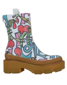 Полусапоги и высокие ботинки RAS