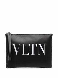 Valentino Garavani клатч с логотипом VLTN