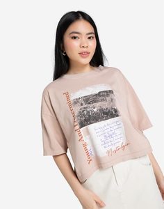 Бежевая oversize футболка с фотопринтом Gloria Jeans