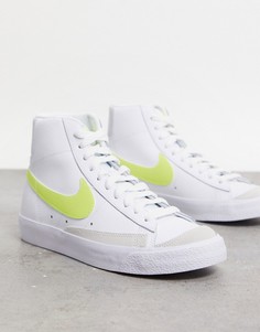 Кроссовки белого и желтого цветов Nike Blazer Mid 77-Белый