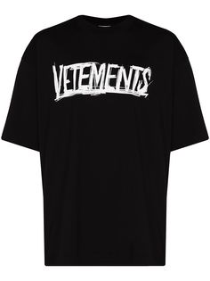VETEMENTS футболка с принтом World Tour