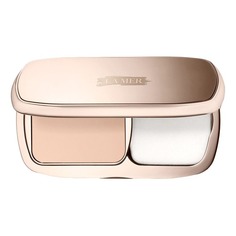 Компактная пудра-основа с эффектом увлажнения Powder Compact Foundation SPF30 02 Ecru La Mer