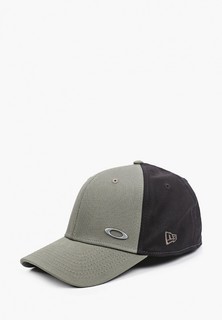 Бейсболка Oakley TINFOIL CAP