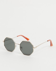 Золотистые солнцезащитные очки в шестигранной металлической оправе New Look-Золотистый