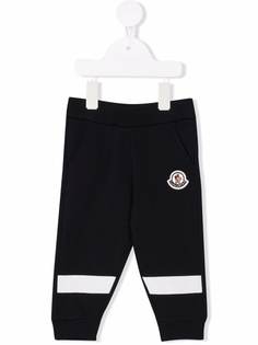 Moncler Enfant спортивные брюки с нашивкой-логотипом