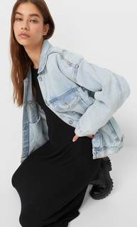 Stradivarius Джинсовая Куртка Оверсайз Деним L