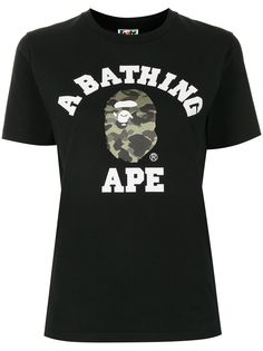 A BATHING APE® футболка с принтом Camo College Bape
