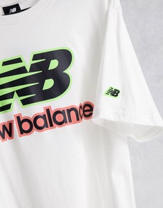 Белая футболка с неоновым логотипом New Balance-Белый