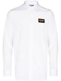 Moschino рубашка с нашивкой-логотипом