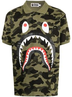 A BATHING APE® рубашка поло Shark с камуфляжным принтом Bape