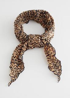 Плиссированный шарф с леопардовым принтом & Other Stories