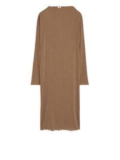 Плиссированное платье Arket