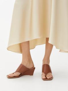 Кожаные мюли на танкетке Arket