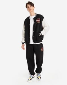 Чёрные спортивные брюки oversize с аппликацией Gloria Jeans