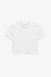 Укороченная футболка в рубчик Monki