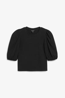 Укороченный топ с объемными рукавами Monki