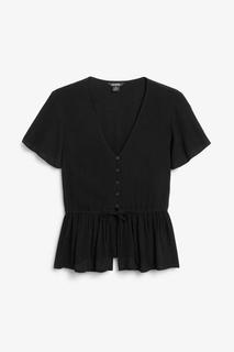 Блуза с V-образной горловиной и оборками по нижнему краю Monki