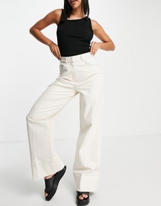 Строгие кремовые брюки из органического хлопка с широкими штанинами и контрастной строчкой Selected Femme-Белый