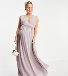 Светло-серое шифоновое платье для подружки невесты с запахом на лифе TFNC Maternity-Серый