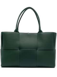 Bottega Veneta сумка-тоут Arco с плетением Maxi Intrecciato
