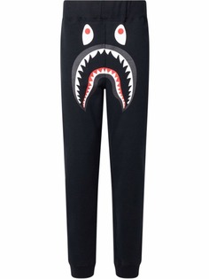 A BATHING APE® спортивные брюки Shark кроя слим Bape