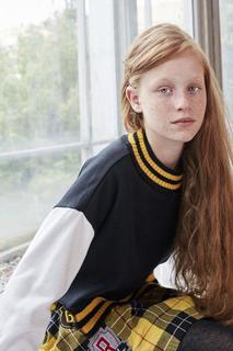 Толстовка TO BE TOO