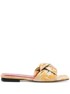 BY FAR мюли Lima со змеиным принтом