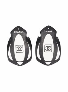 Chanel Pre-Owned ласты 2010-х годов с логотипом