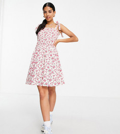 Платье мини на завязывающихся бретелях со сборками и винтажным цветочным принтом Daisy Street-Белый