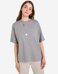 Серая удлинённая футболка superoversize с принтом и карманом Gloria Jeans