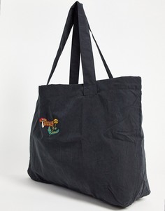Черная сумка-тоут в стиле oversized из мягкого хлопка с вышитым грибом ASOS DESIGN-Черный цвет