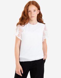 Белая блузка с кружевными рукавами для девочки Gloria Jeans