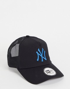 Черная кепка New Era-Черный